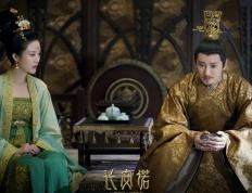 开云体育在线-极速与节奏，当F1引擎轰鸣遇见杜兰特的完美弧线