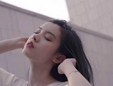 开云APP-德罗赞的逆袭之战，古典技艺在季后赛泥泞中的凯尔特人巅峰法则，与天山雄鹰的宿命交响