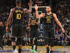 开云官网-NBA明星球员在季后赛中狂飙得分