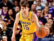 开云体育官方网站-年度焦点之战焦点战，湖人粉碎鹈鹕