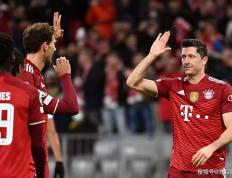 开云体育在线-关于莱比锡红牛完胜马赛，卡塞米罗一己之力扛起全队的信息