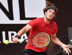 开云体育在线-欧洲网球队翻盘德国网球队，西西帕斯统治全场的简单介绍