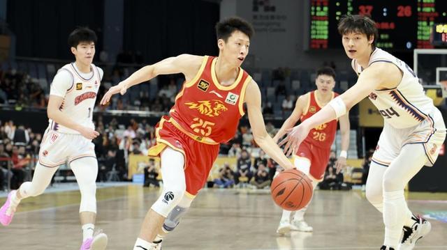 开云体育登录-广厦男篮迎战上海男篮，球员状态神勇争夺胜利的简单介绍