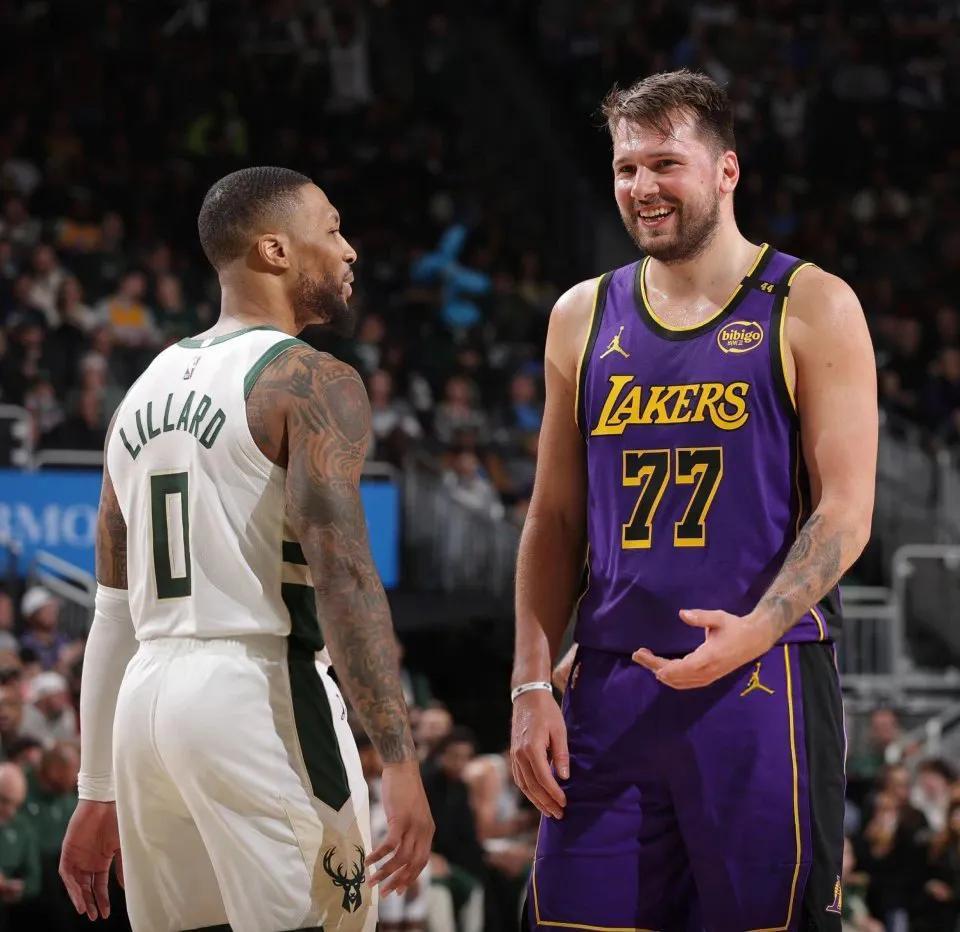 开云平台-雄鹿胜尼克斯，湖人不敌步行者的简单介绍