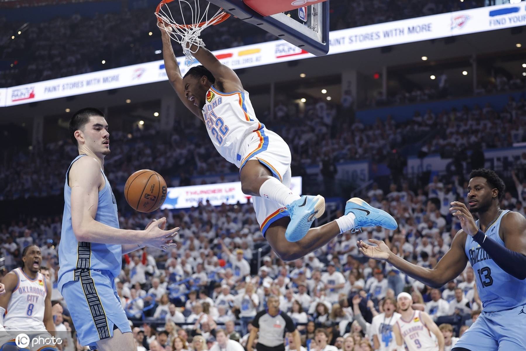 开云下载-灰熊主场胜火箭，莫兰特再度爆破