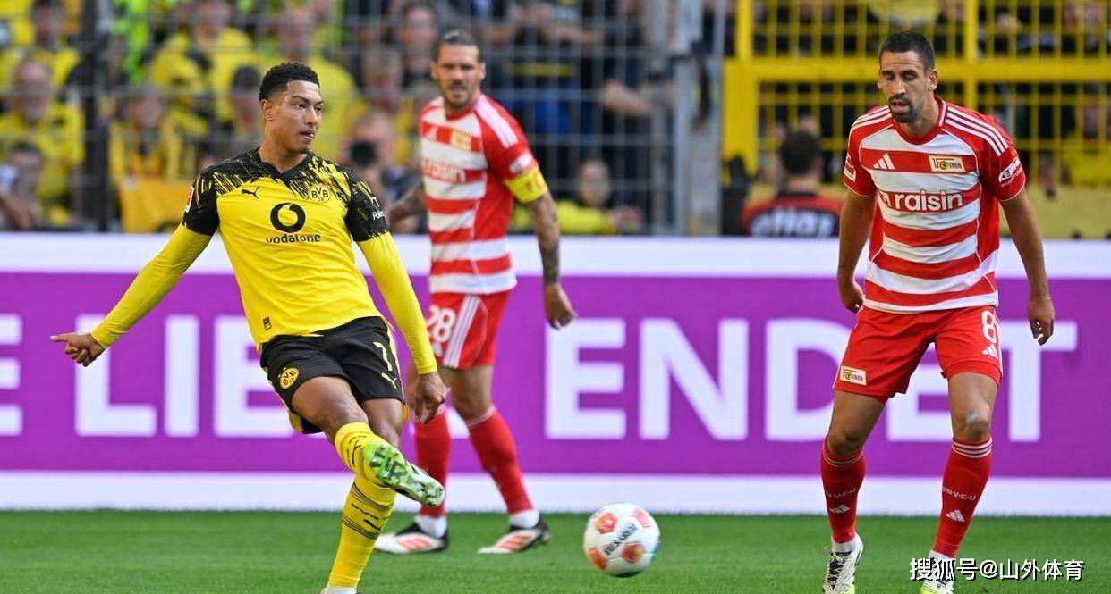 开云体育官方网站-多特蒙德完胜曼联，阿尔巴统治全场