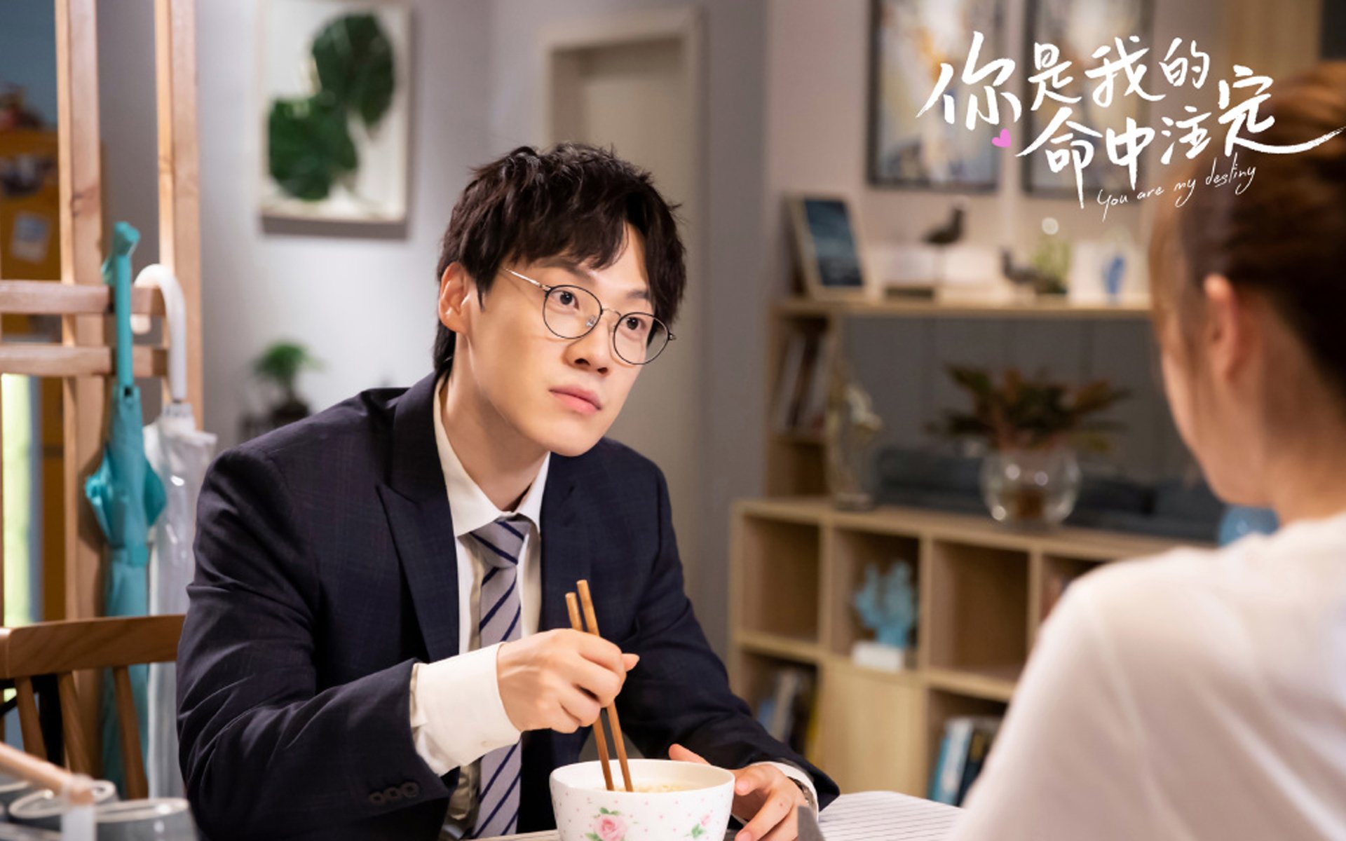 开云APP-德甲争冠战之夜,浓眉教科书级表现点燃体坛激情