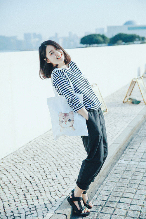 开云体育官方网站-欧文50分璀璨如昼，公牛逆转洪流，孤胆英雄与钢铁巨兽的终极对话