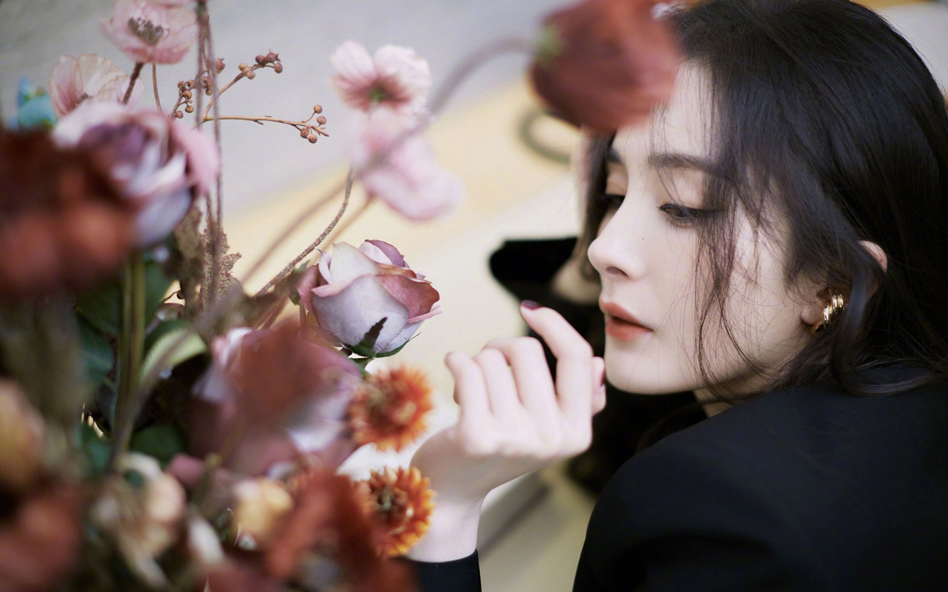 开云下载-贝恩巨星锋芒破犹他铁壁，开拓者全员皆兵碾碎爵士